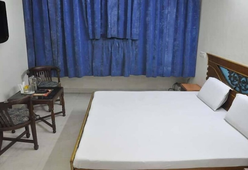 Отель City Plaza 3