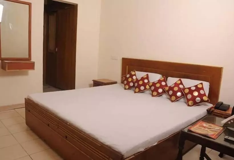 Отель City Plaza 3