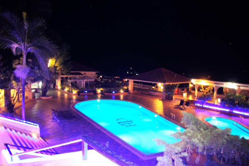 호텔 The Country Lodge