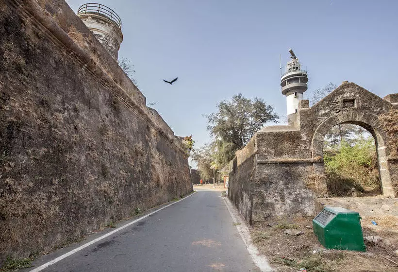 호텔 Daman Casa Tesoro