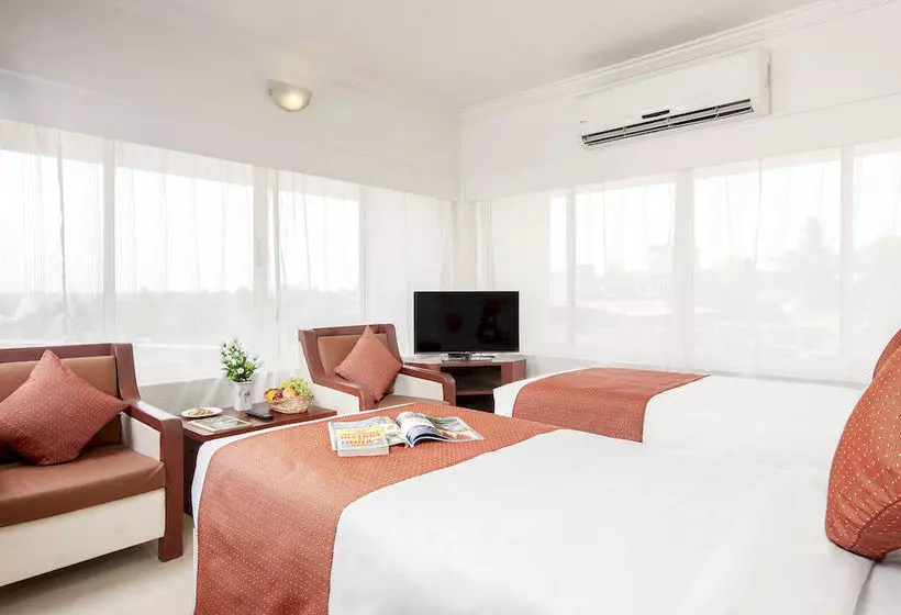 호텔 Daman Casa Tesoro