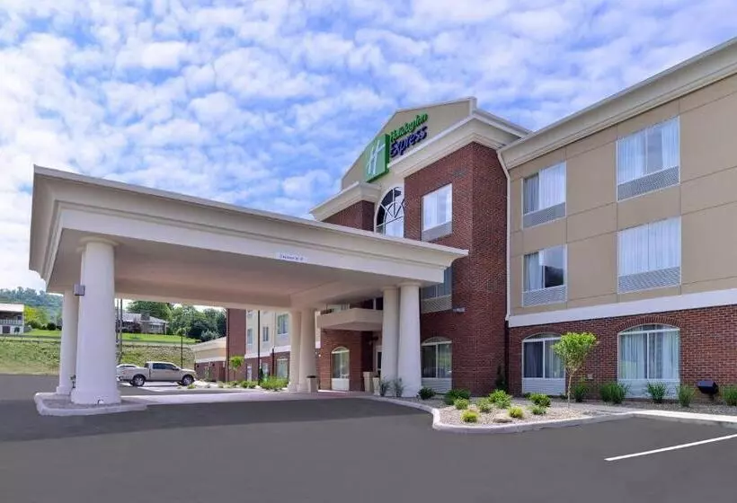 Отель Holiday Inn Express & Suites New Martinsville, An Ihg