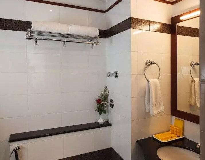 Keys Select By Lemon Tree Hotels, Malabar Gate, Kozhikode