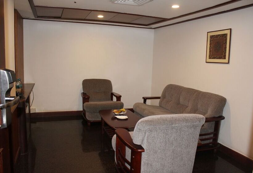 Keys Select By Lemon Tree Hotels, Malabar Gate, Kozhikode