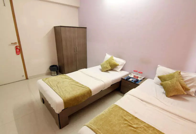 ホテル Oyo Apartments Mumbai Vikhroli