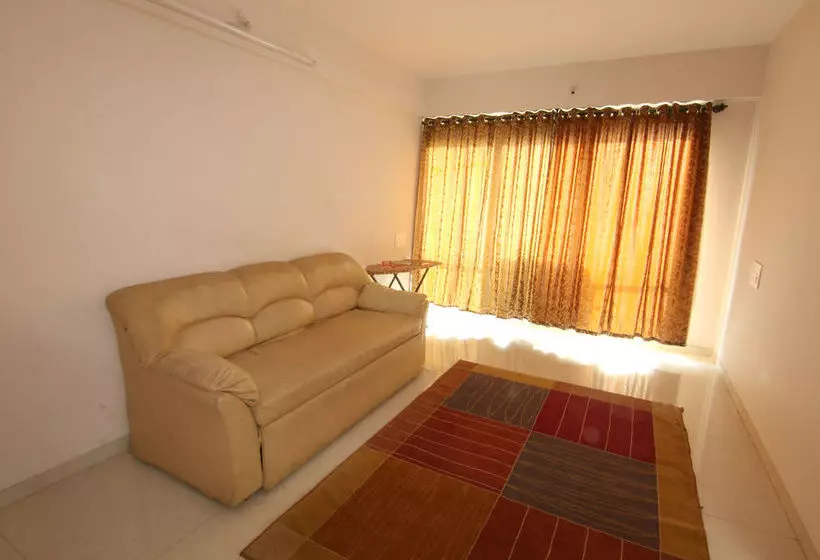 ホテル Oyo Apartments Mumbai Vikhroli