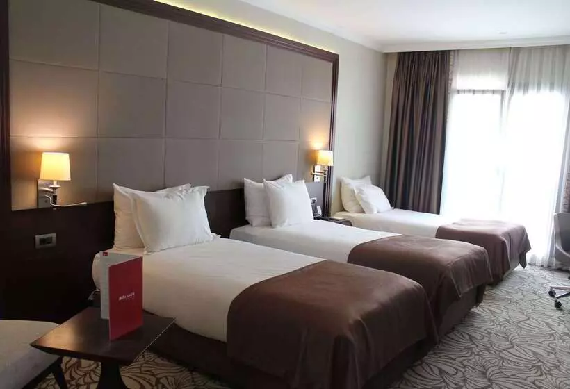 Hotel Ramada By Wyndham Istanbul Merter