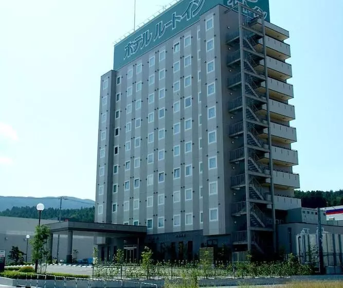 בית מלון כפרי Route Inn Ena