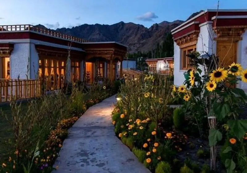 ホテル Saboo Resorts