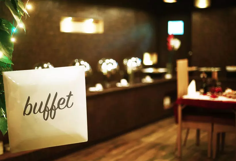 Отель Safari Park Resort