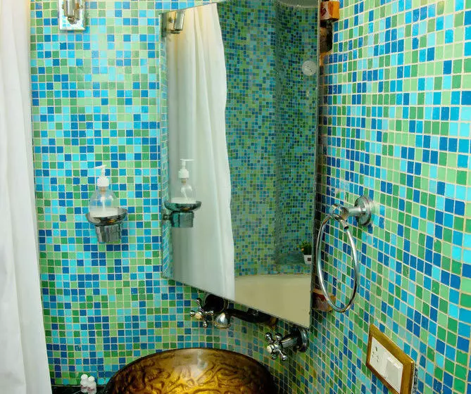 هتل Stay Vista Rooms Near Mumbai Airport