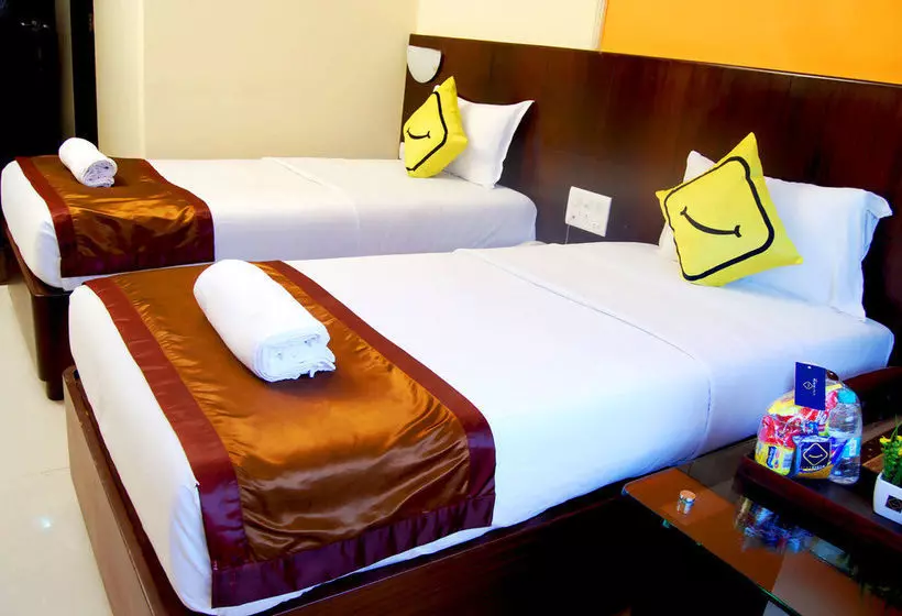 هتل Stay Vista Rooms Near Mumbai Airport