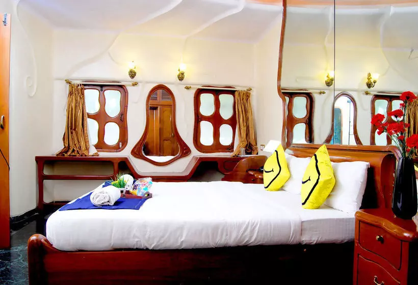 هتل Stay Vista Rooms Near Mumbai Airport