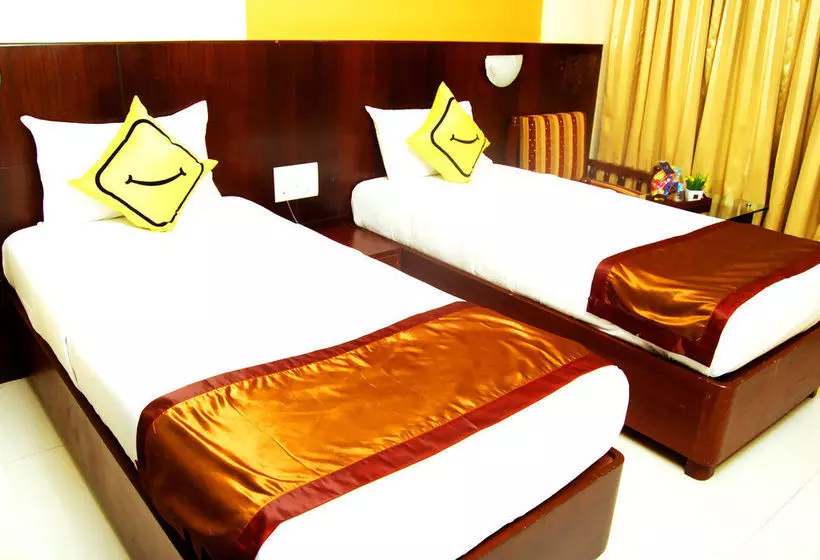 هتل Stay Vista Rooms Near Mumbai Airport