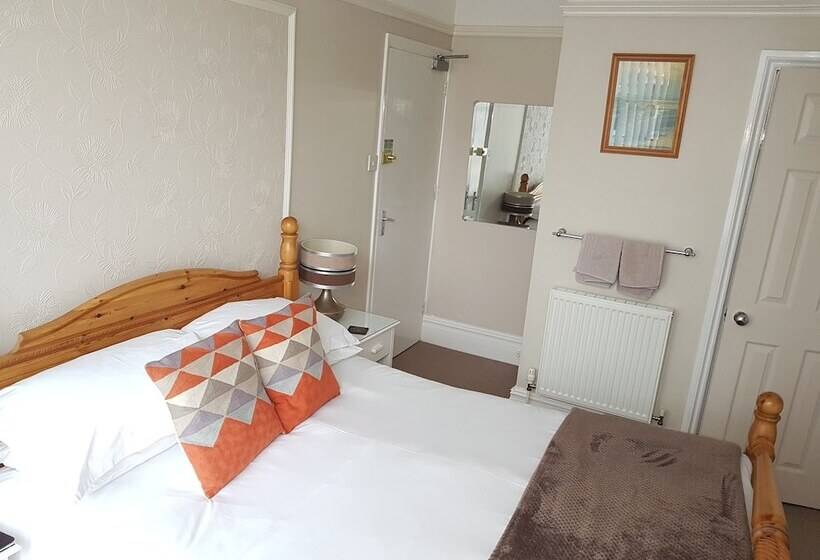 Отель Swandale Guest House