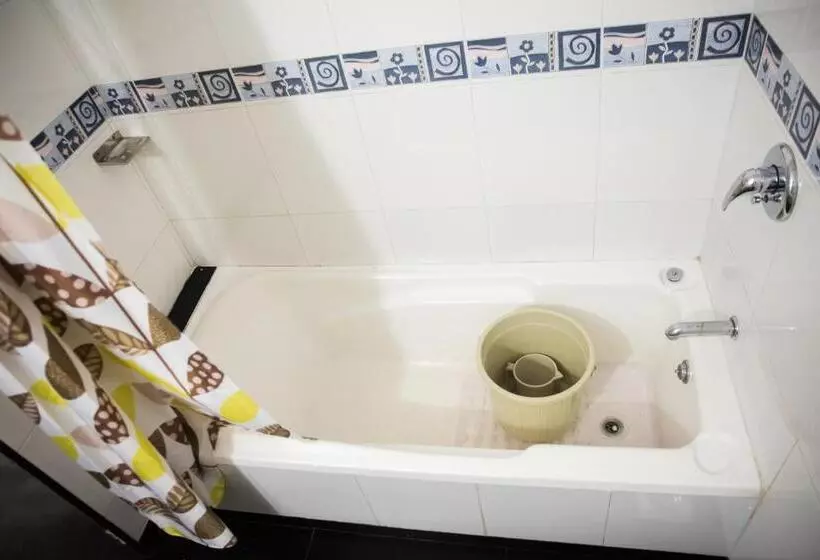 Super Townhouse Margao Near Railway Station Formerly Hotel Tanish