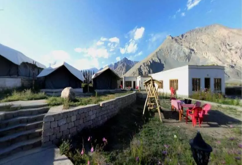 ホテル Tih Cold Desert Camp