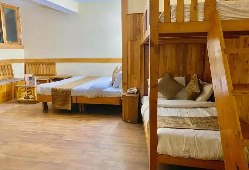 هتل Vashisht Valley