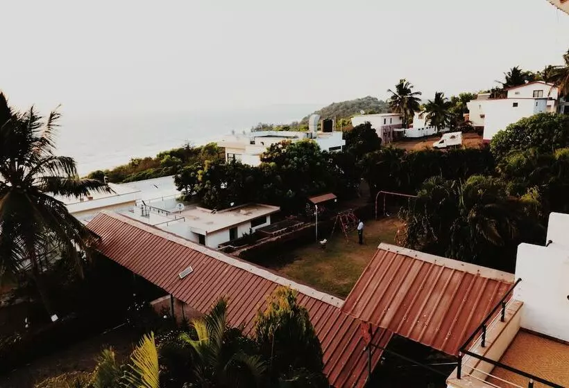 בית מלון כפרי Abhishek Beach Resort & Spa