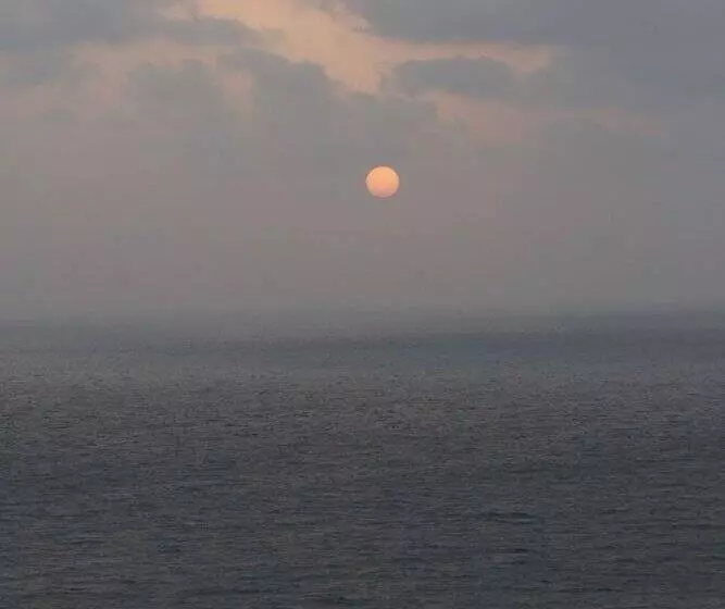 בית מלון כפרי Abhishek Beach Resort & Spa