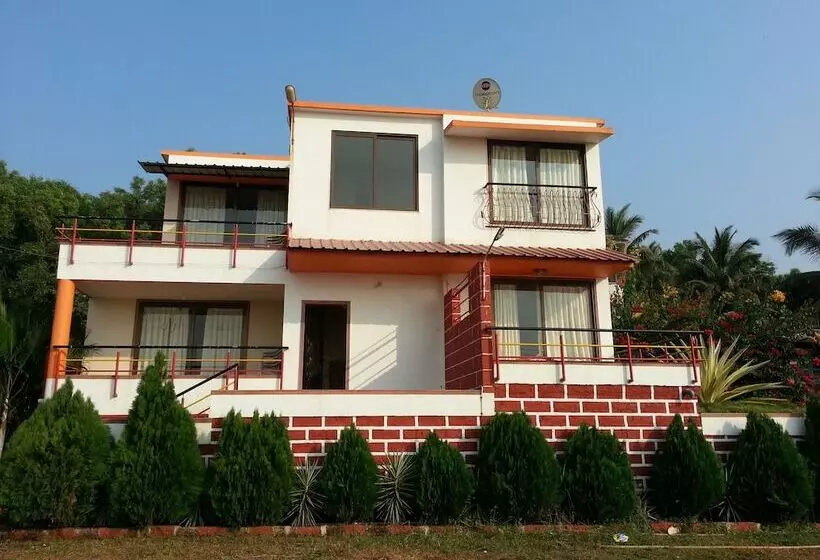 בית מלון כפרי Abhishek Beach Resort & Spa