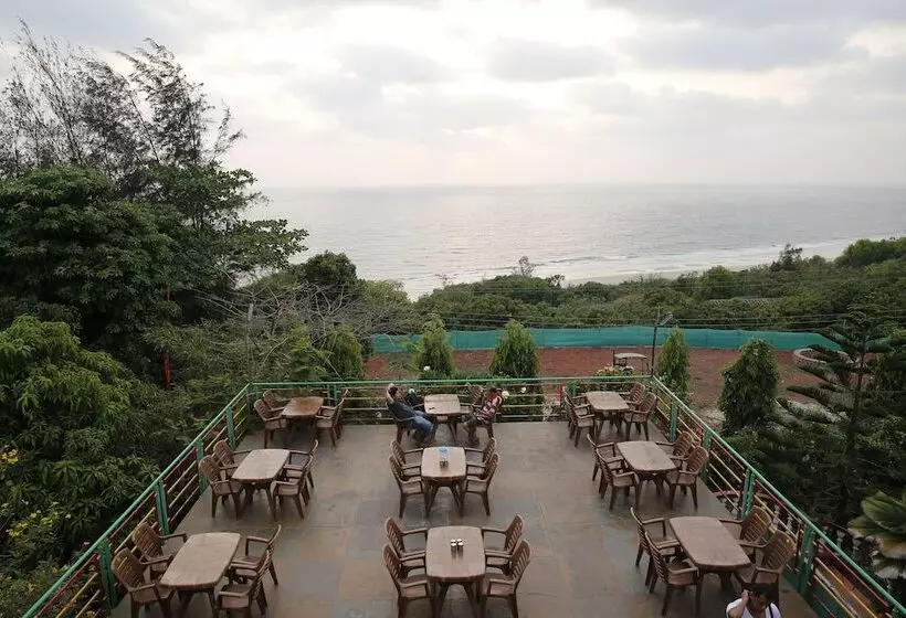 בית מלון כפרי Abhishek Beach Resort & Spa