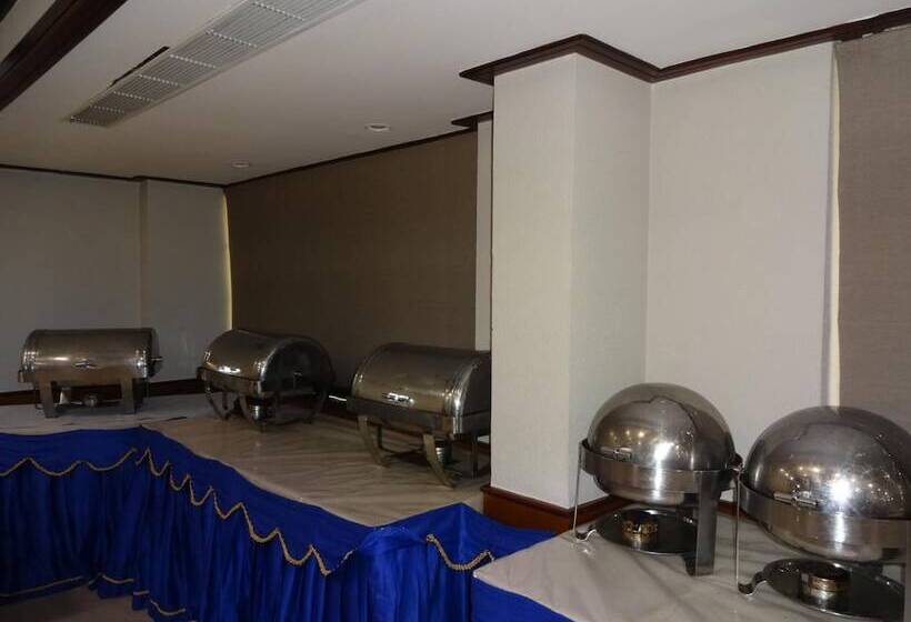 Keys Select By Lemon Tree Hotels, Malabar Gate, Kozhikode