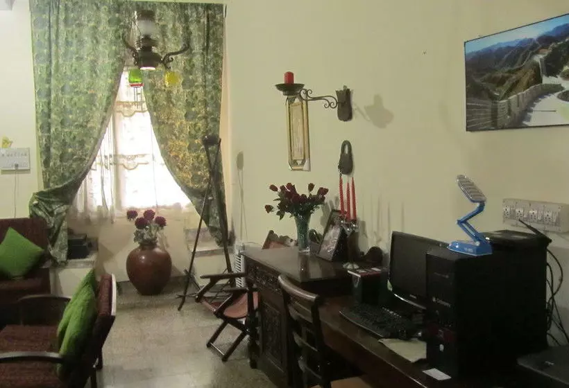 膳宿费 Madeleine Inn Guest House