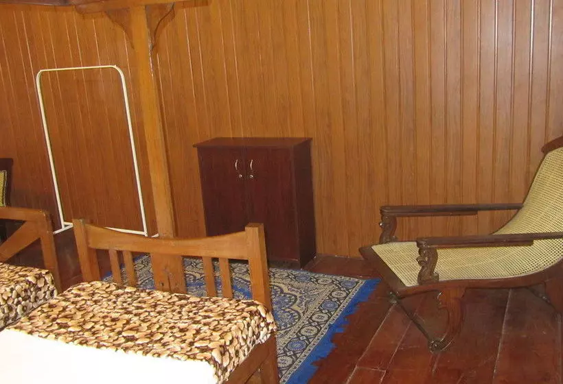 膳宿费 Madeleine Inn Guest House