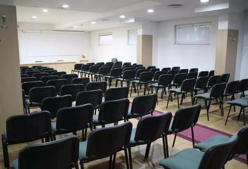 Student Hotel Mostar