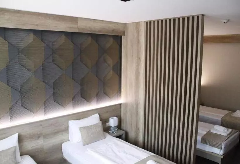 Student Hotel Mostar