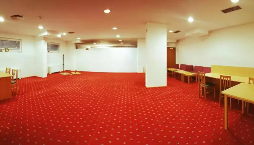 Student Hotel Mostar