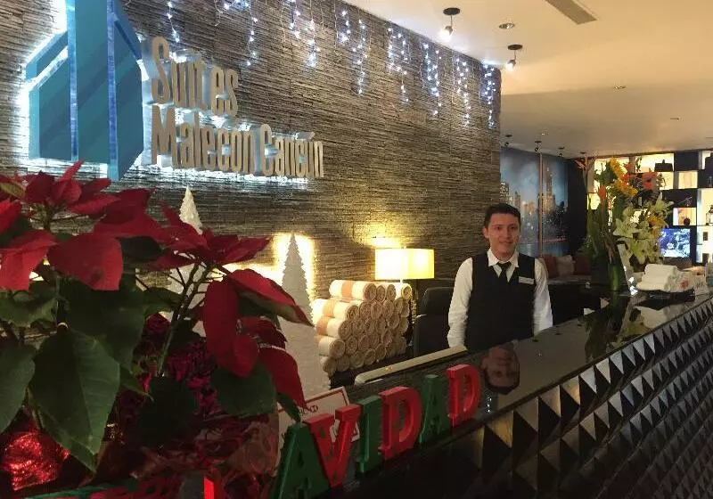 Suites Malecon Cancun