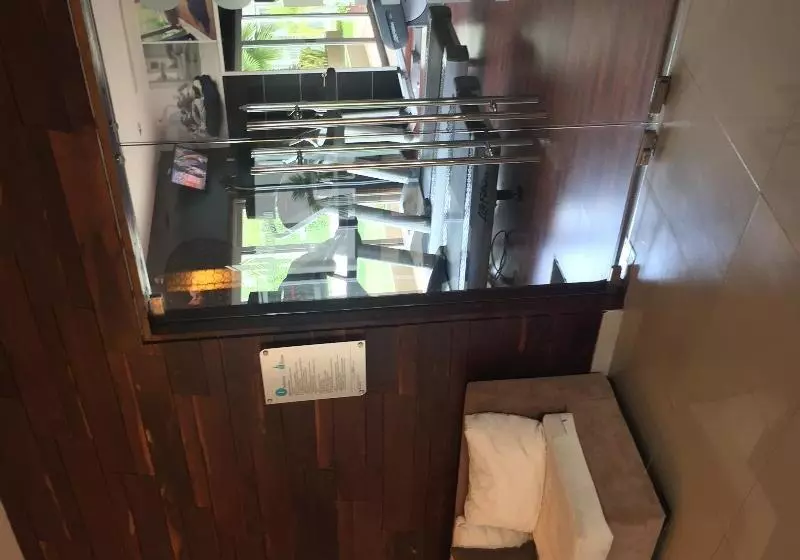 Suites Malecon Cancun