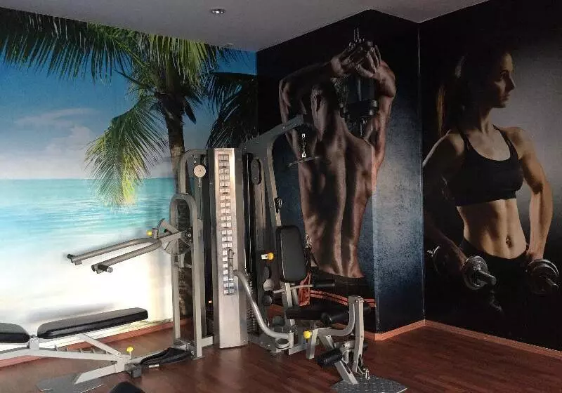 Suites Malecon Cancun