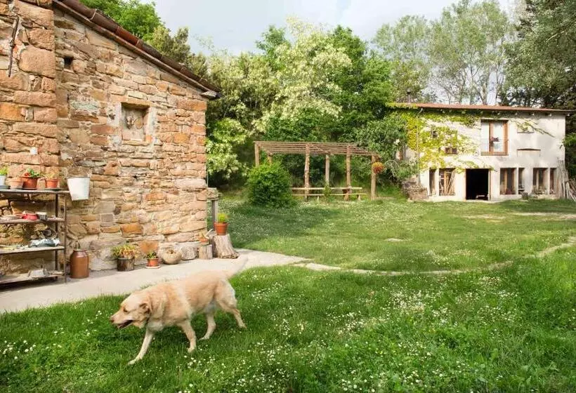ベッドアンドブレックファースト Cà Colmello   Country House