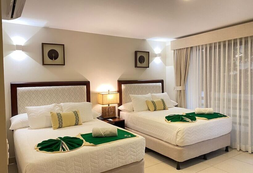 G Boutique Hotel At San Andres Peten