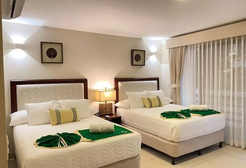 G Boutique Hotel At San Andres Peten