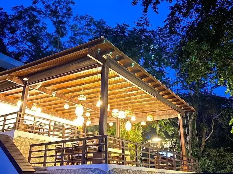 G Boutique Hotel At San Andres Peten