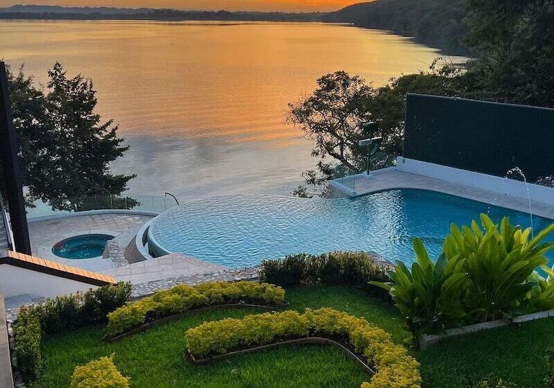 G Boutique Hotel At San Andres Peten