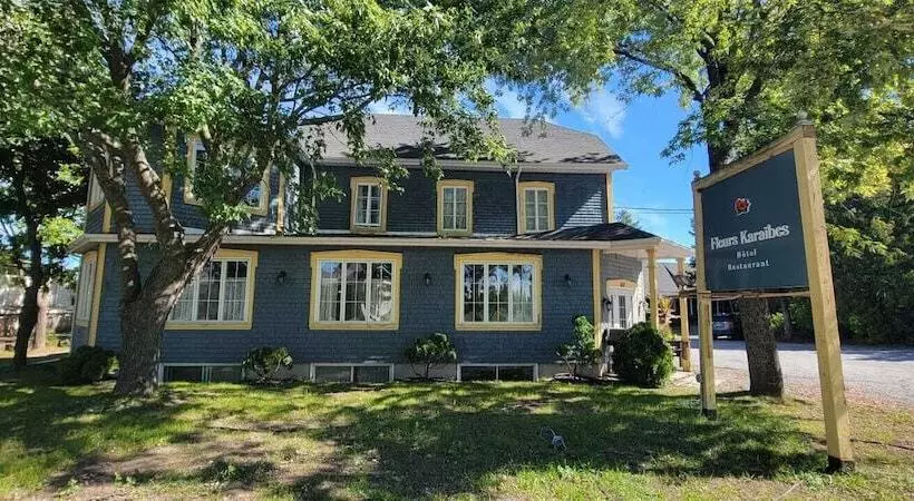 Hotelli Hôtel Fleurs Karaïbes