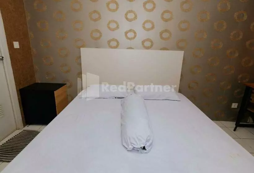 Hotelli Redliving Apartemen Podomoro Golf View   Queen Room Tower Dahoma