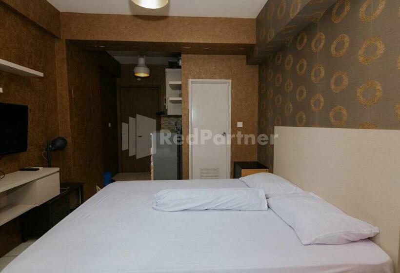 فندق Redliving Apartemen Podomoro Golf View   Queen Room Tower Dahoma