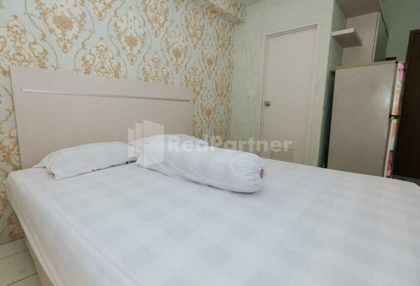 فندق Redliving Apartemen Podomoro Golf View   Queen Room Tower Dahoma