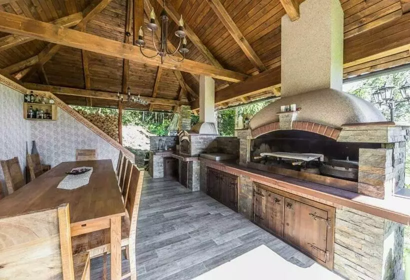 پانسیون Apartments Planina Pod Sumikom