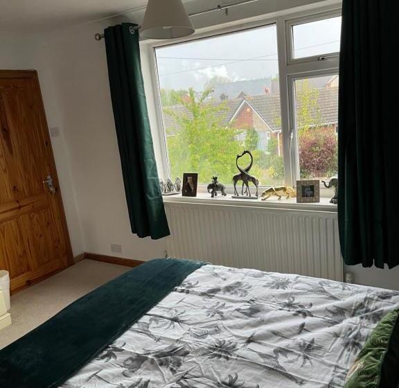 بنسيون Arendelle House