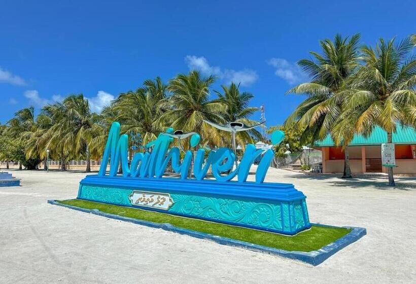 پانسیون Mathiveri Beach View