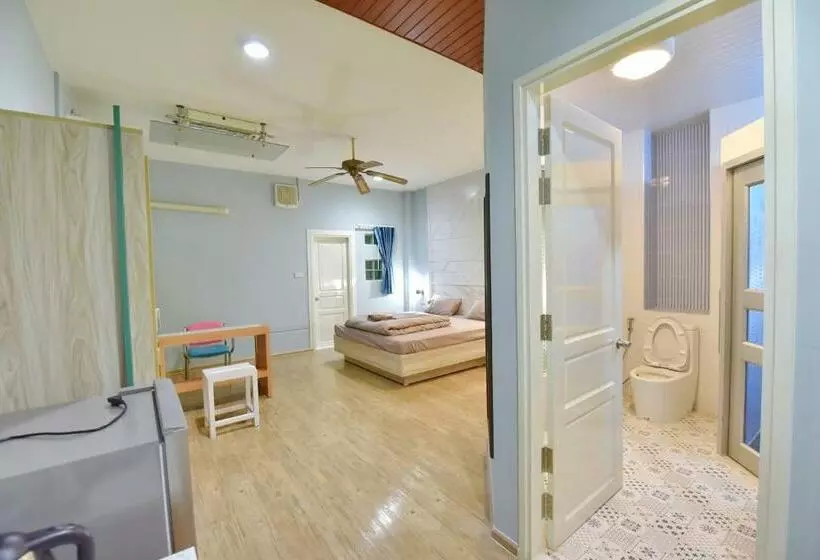 97 Merryland Apartments &