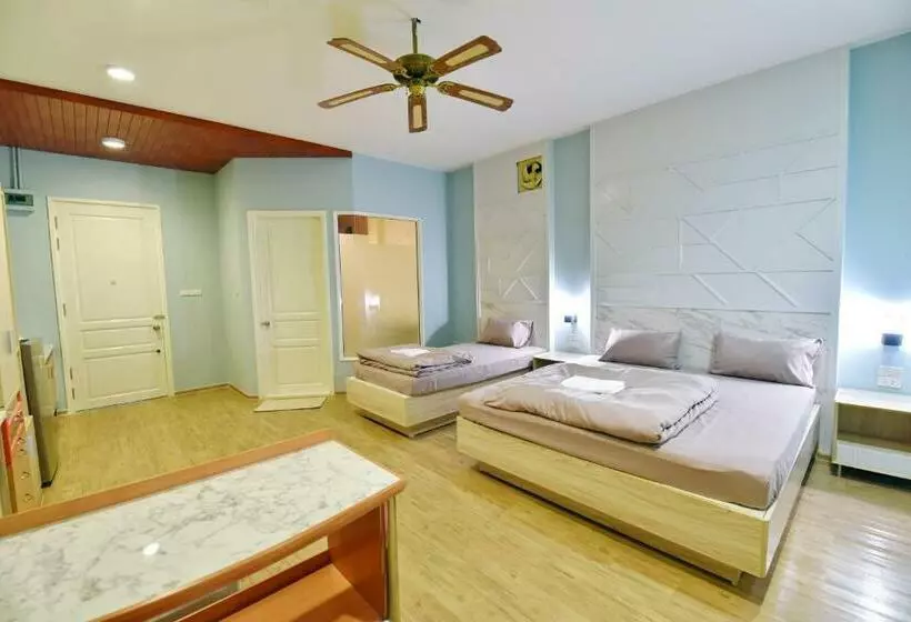 97 Merryland Apartments &