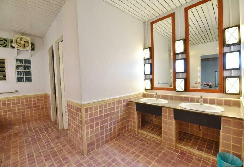 97 Merryland Apartments &